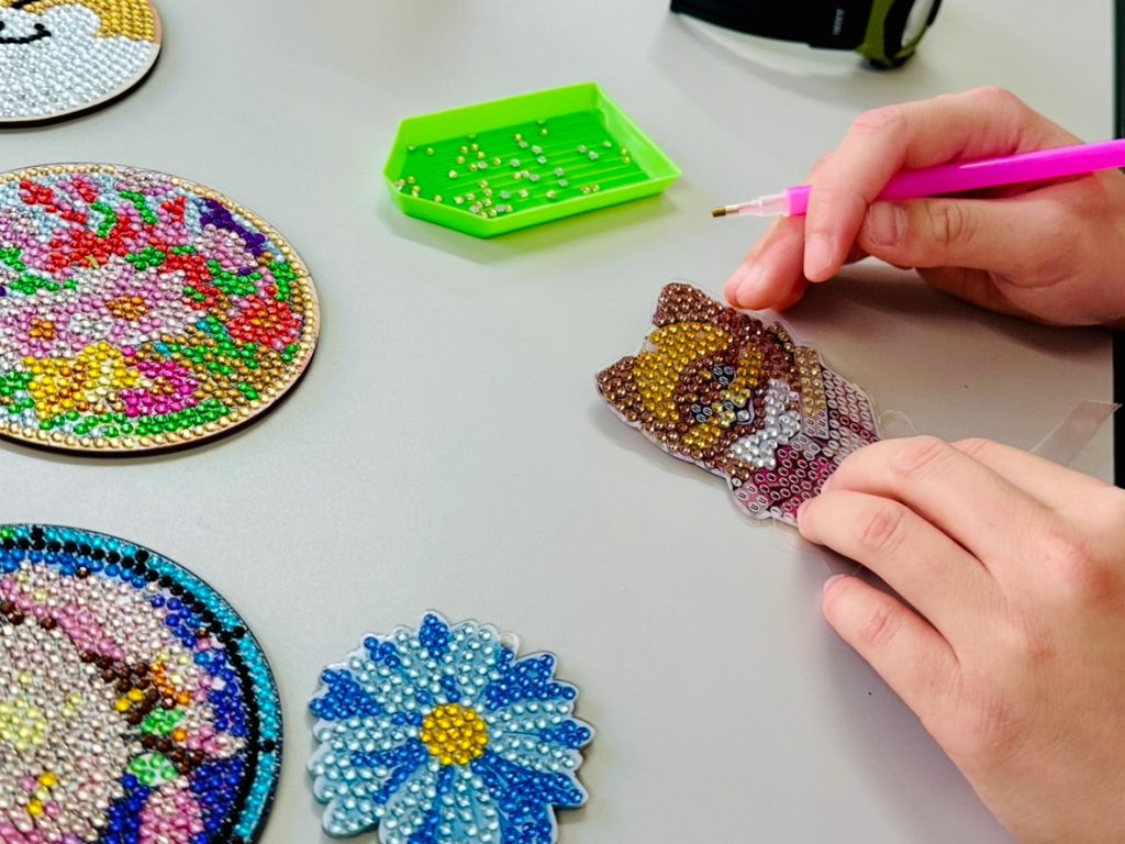 「ステッププログラム」~ダイヤモンドアート制作中~②